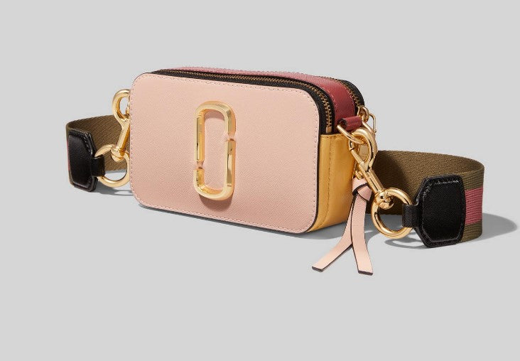 MARC JACOBS Bolsos- ROSADO CON PUNTA ROJA