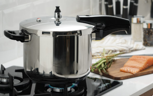 OLLA A PRESION 6 LITROS UNIVERSAL - COCINA