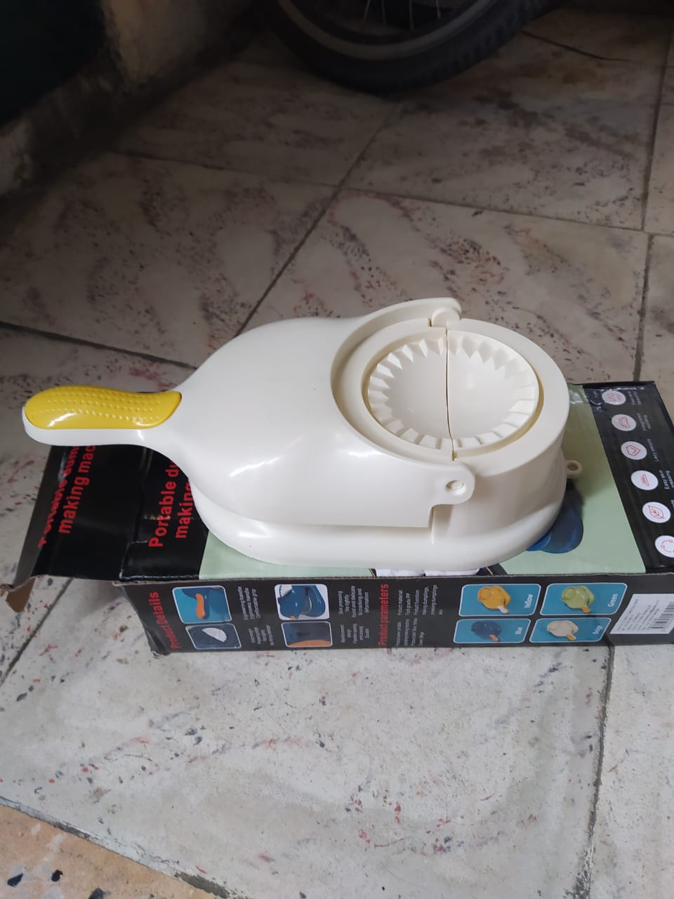 2 MOLDES PARA HACER EMPANADAS CON MEDIDAS - HOGAR- COCINA