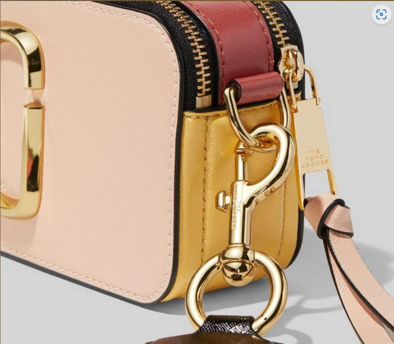 MARC JACOBS Bolsos- ROSADO CON PUNTA ROJA